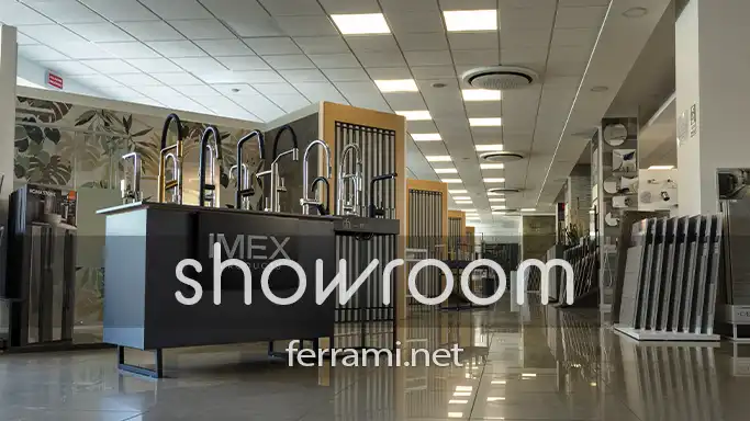 SHOWROOM
